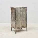 1693 7112 CUPBOARD